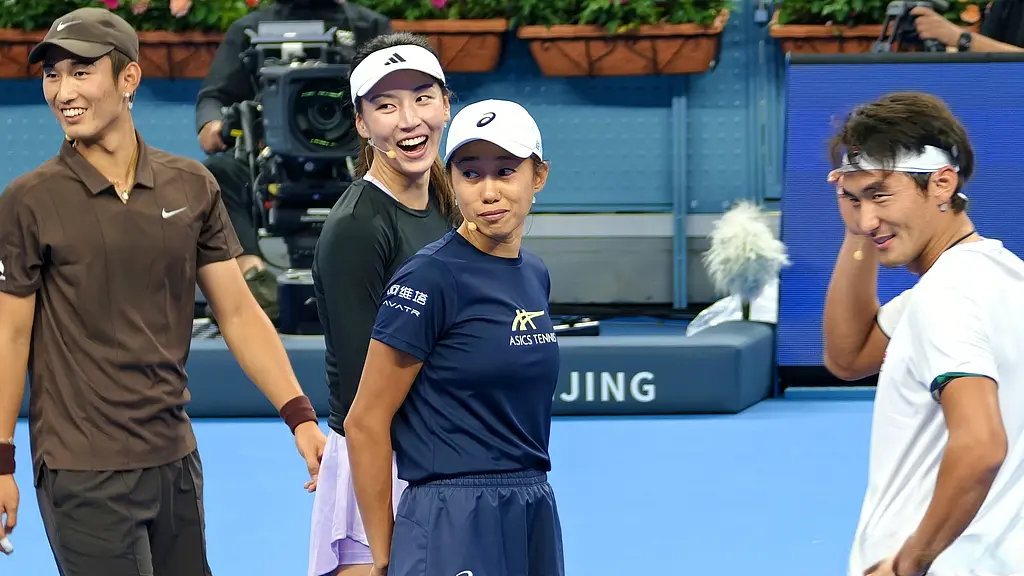 卫冕冠军速, 马诺维奇 卫冕冠军速, 马诺维奇