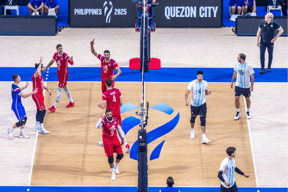 的阿根廷男, 死战 的阿根廷男, 死战